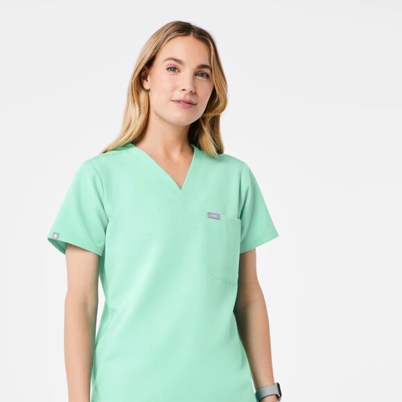 NEW Mariner mint Catarina One-Pocket Scrub Top™ - Picture 1 of 6